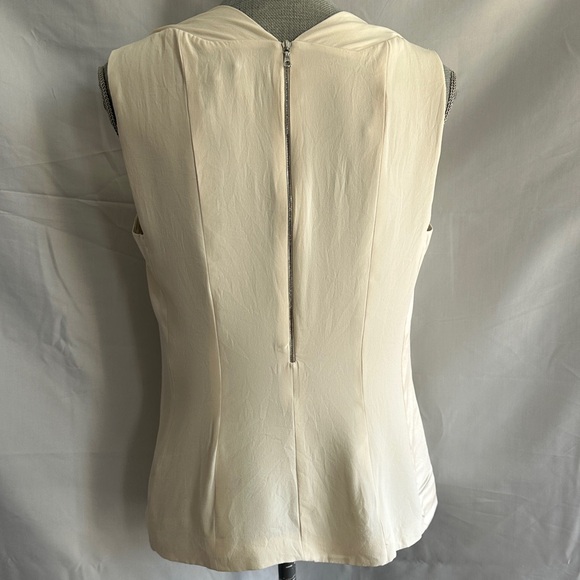 Narciso Rodriguez Cream Sleeveless Keyhole Camisole - Picture 5 of 12